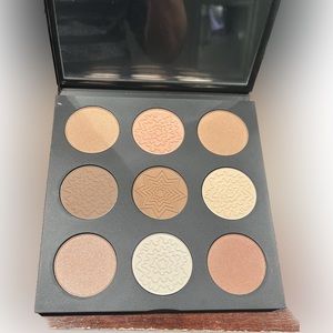 Smashbox Holidaze Contour spotlight palette